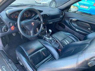PORSCHE 911 Carrera 4 Cabrio
