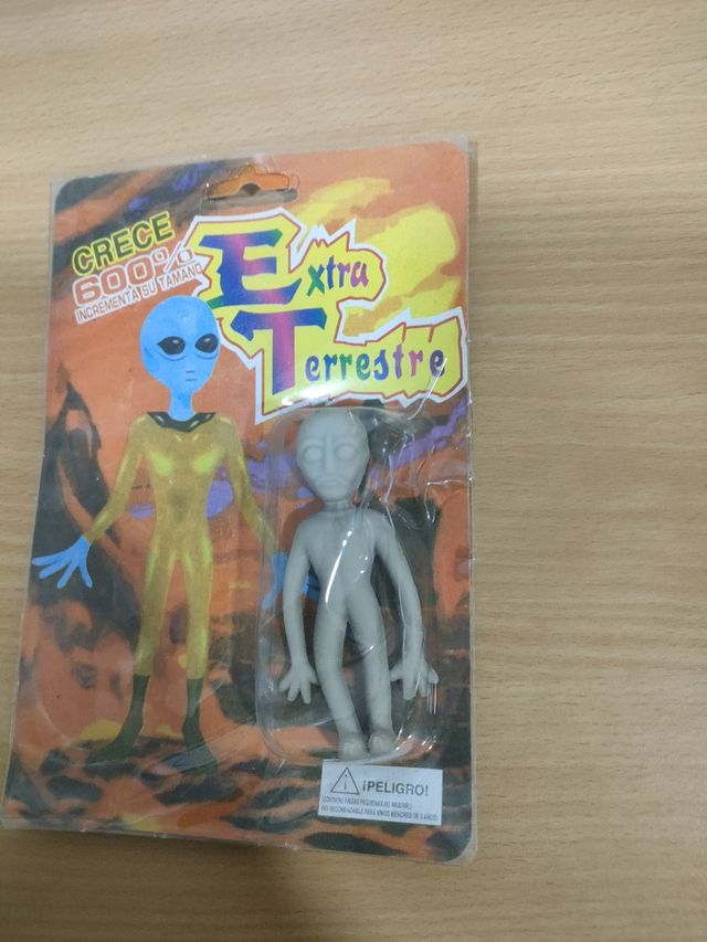 Antigua figura Extra Terrestre