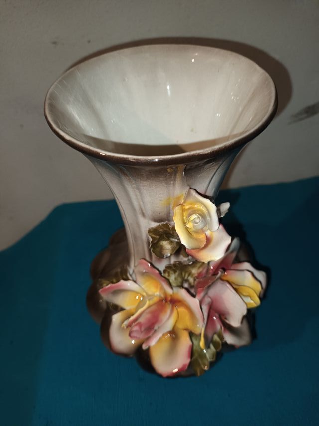 Vecchio Vaso in ceramica