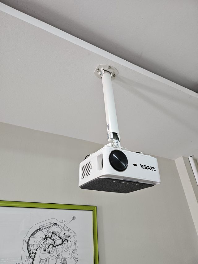 Proyector WiFi Bluetooth 1080P