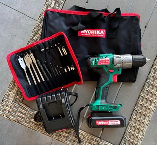 HYCHIKA DD-18BC Taladro Percutor Atornillador 18V