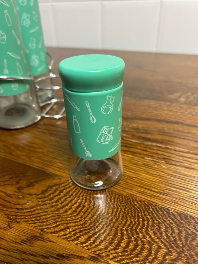 Vinajeras y especieras