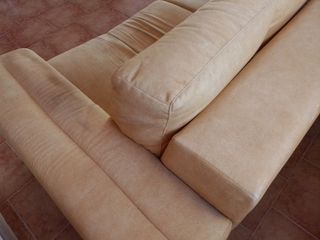 Sofa moderno