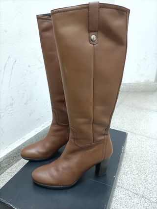 Botas altas de piel Dansi talla 39