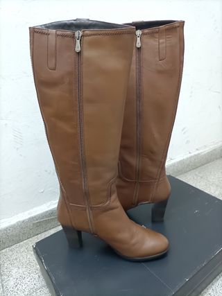 Botas altas de piel Dansi talla 39