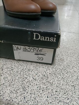 Botas altas de piel Dansi talla 39