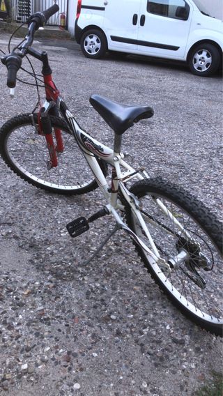 Biciclete completamente revisionate 
