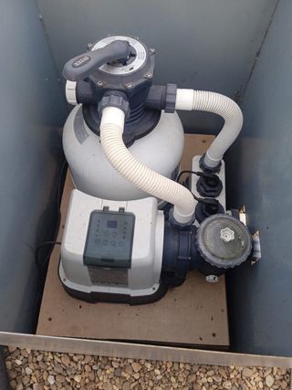 Piscina Intex + Depuradora de arena con clorador