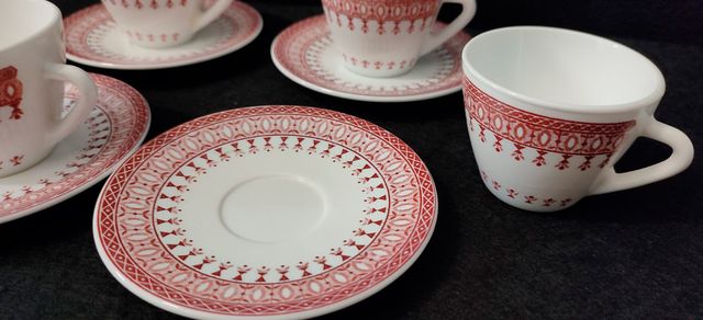 Juego de 5 pocillos para café con platos, años 80