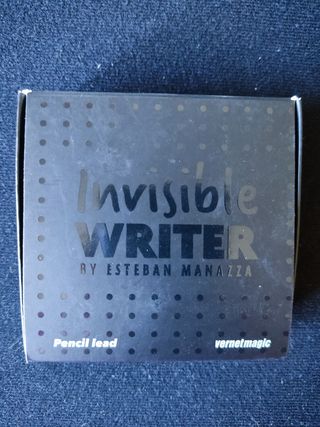 MAGIA. Invisible writer