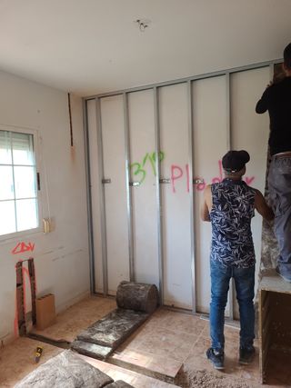 REFORMAS INTEGRALES PINTURAS ALISADOS DE GOTAS