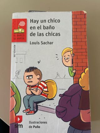 Hay un chico en el baño de las chicas