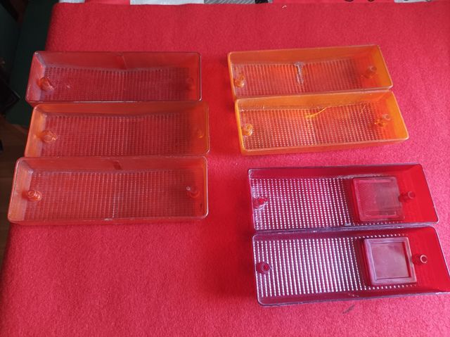 Juego de pilotos traseros,124 D 2 serie