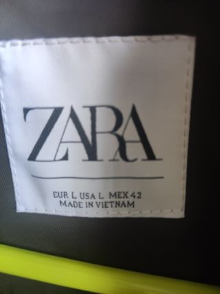 Cazadora Zara 