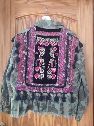 Chaqueta ZARA camuflaje