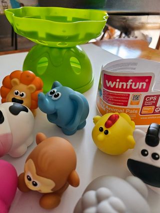 Juguetes baño Winfun
