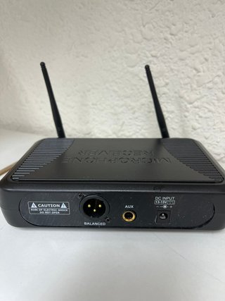 MICRO INALAMBRICO MANO DIVERSITY UHF.
