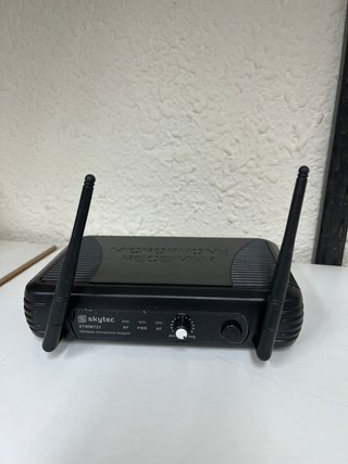 MICRO INALAMBRICO MANO DIVERSITY UHF.