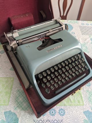 Olivetti studio 44 máquina de escribir