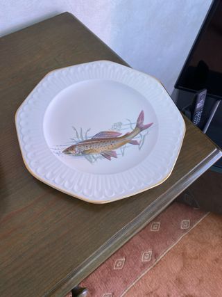 Vajilla vintage de pescado