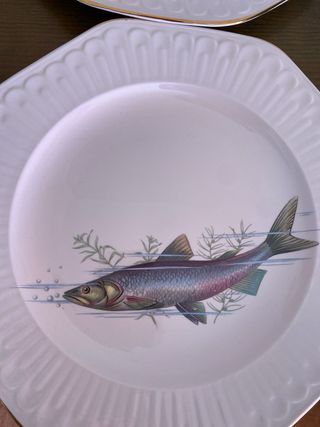 Vajilla vintage de pescado