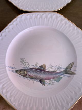 Vajilla vintage de pescado