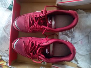 Tenis de deporte PUMA