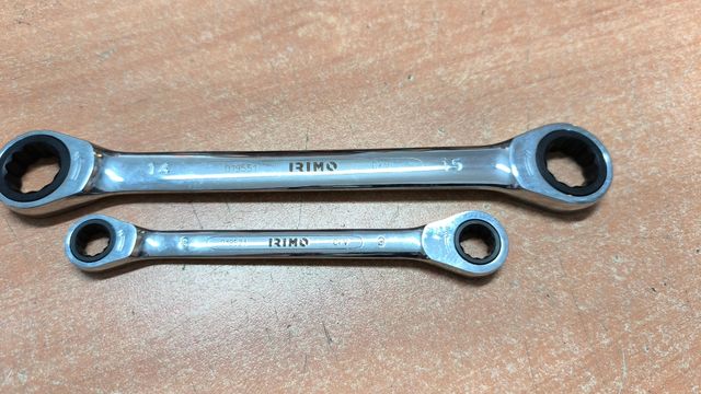 LLAVES DE ESTRELLA PLANA DE CARRACA