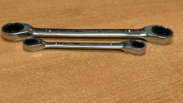 LLAVES DE ESTRELLA PLANA DE CARRACA