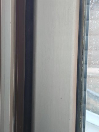 4 balconeras y Ventanas