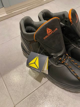 Botas de Seguridad DELTAPLUS PHOENIX S3