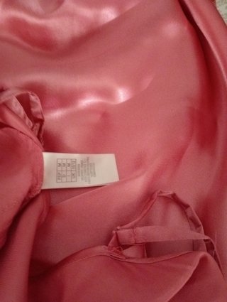 Camisón rosa de raso