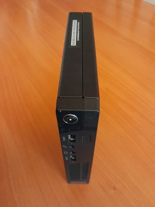 Mini pc con pantalla de 21.5"