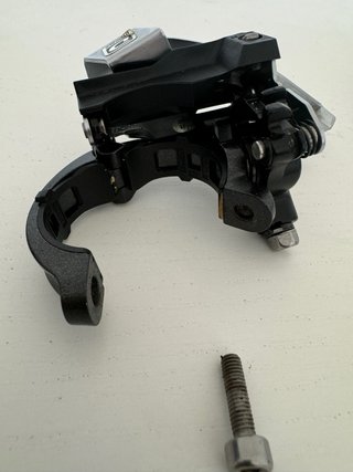 Shimano MTB Deore FD-M590-10 deragliatore 31.8
