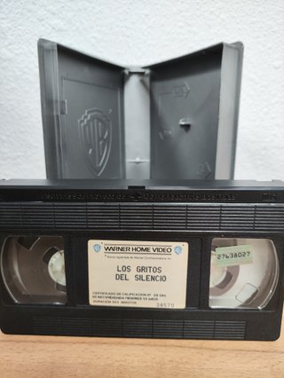 Los Gritos del Silencio Película