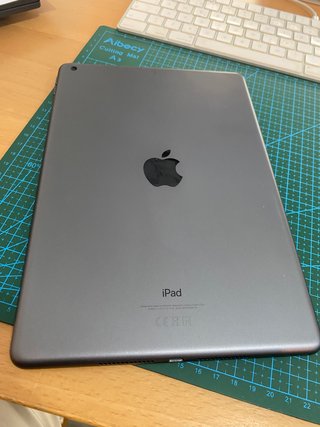 iPad 10.2