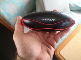 Altavoz Bluetooth pequeño