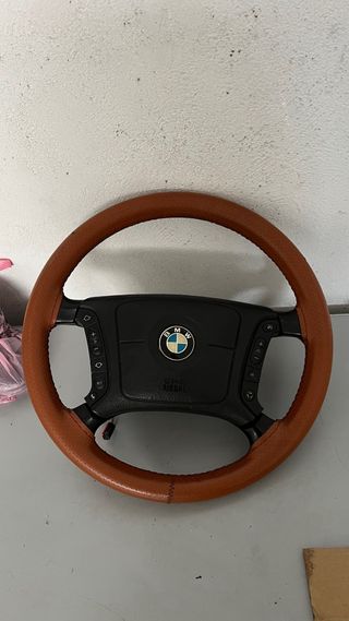 Volante bmw e38