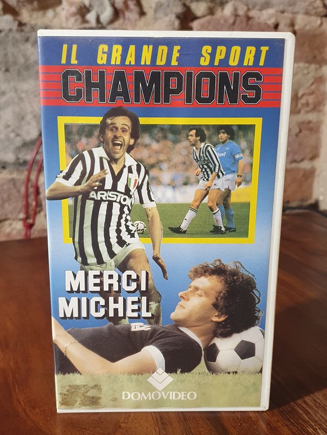 Lotto 2 VHS calcio Merci Michel / I grandi leaders