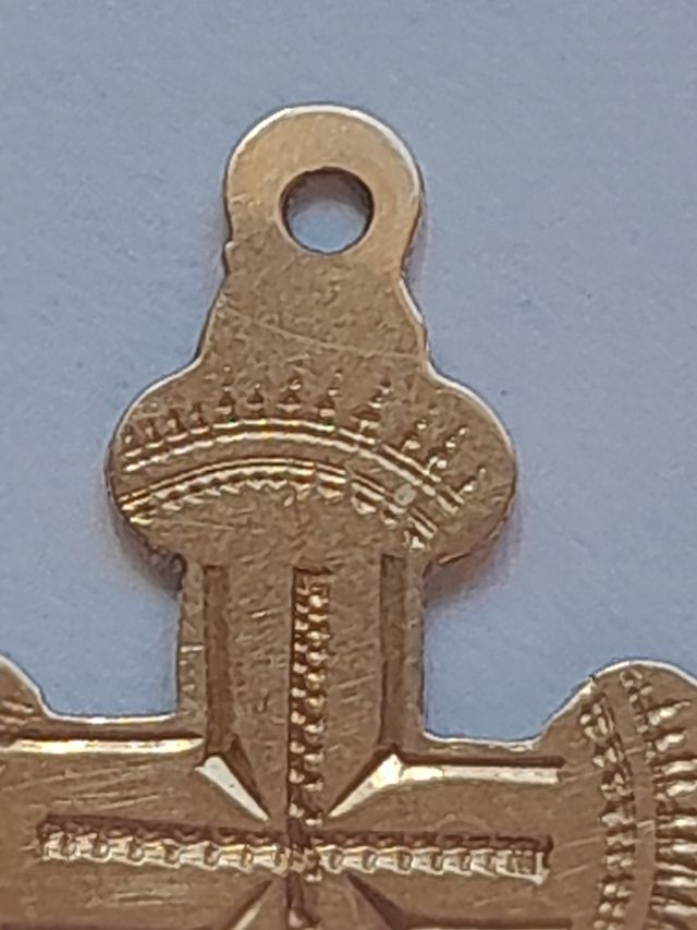 Cruz antigüa rusa oro sólido 56 zolotnik