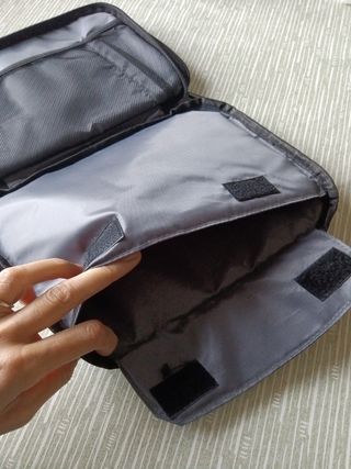 Porta tablet e caricatori