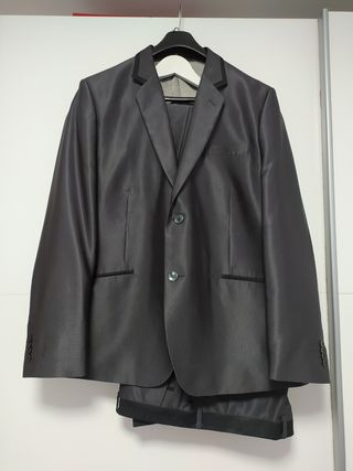 Traje de hombre chaqueta y pantalón 2024