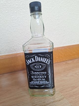 Tre bottiglie VUOTE di whisky diverso