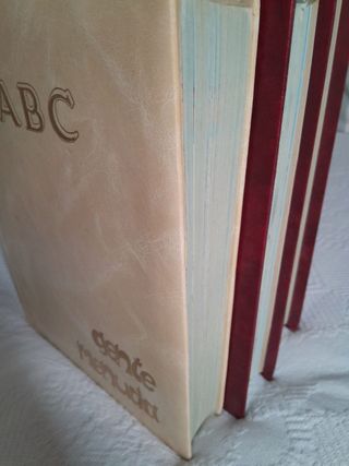 LOTE: 3 Tomos de GENTE MENUDA