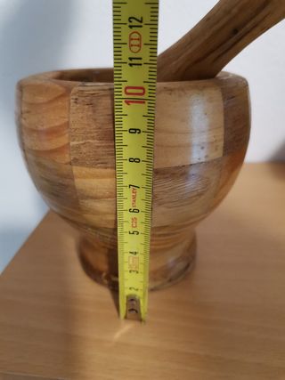 Mortaio in legno con pestello 
