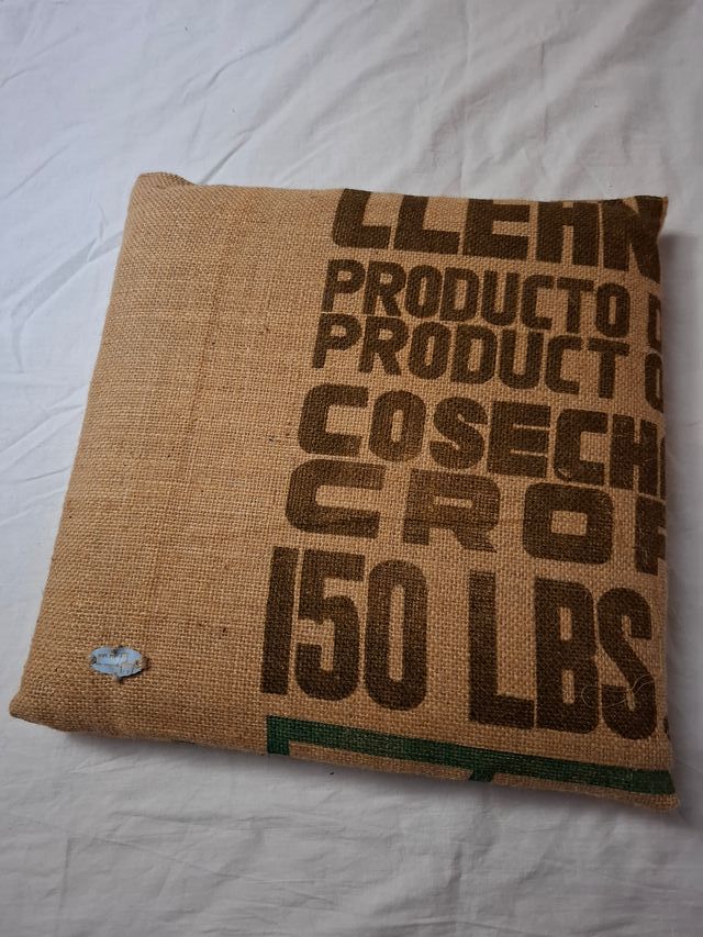 Cojín plano para silla. Tela saco de café