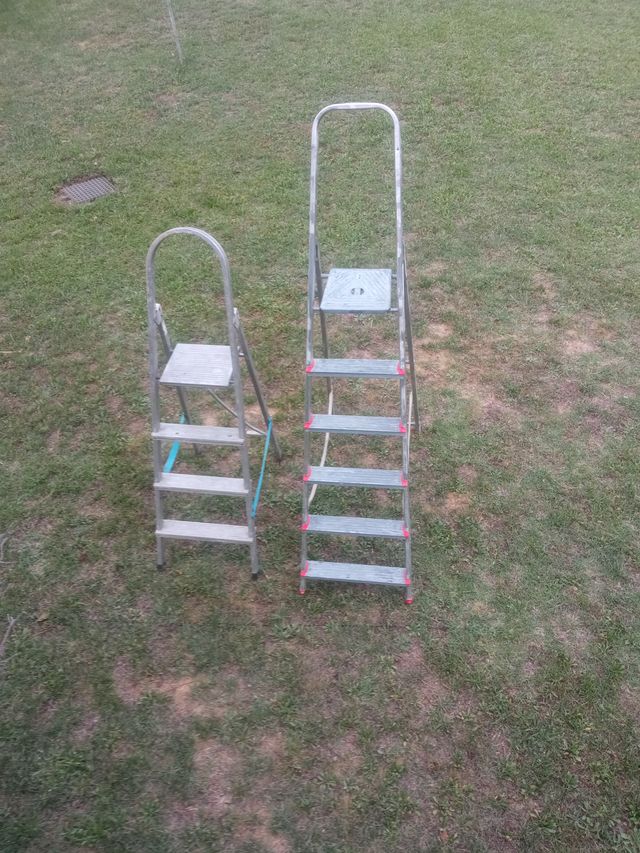 escaleras de aluminio plegables de 4 y 6 peldaños