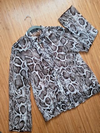 Blusa Lefties talla L -40 impecable ⭐