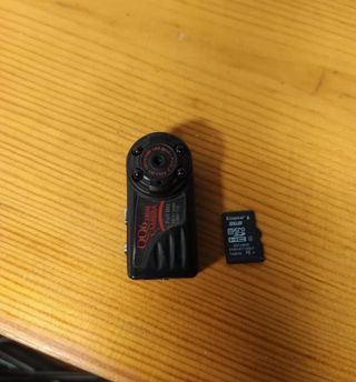 Mini cámara invisible