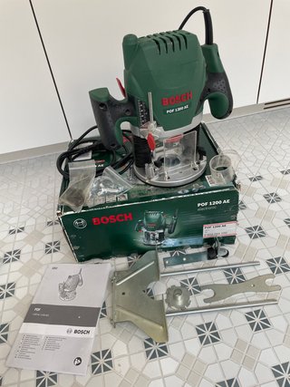 Fresadora Bosch POF 1200 AE